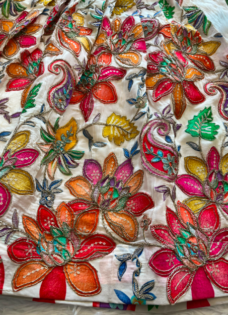 A garden of colour, made for little celebrations SS494
