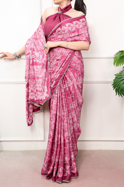 Perfect blend of tradition and festive sparkle SS505
