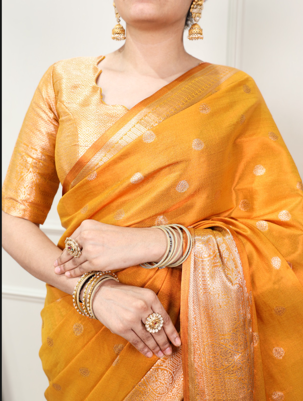 Luxurious dual-tone sarees SS506
