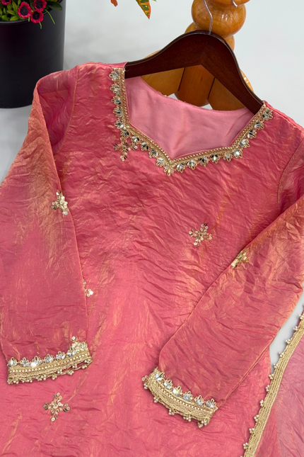 Fendy Silk Women’s Ethnic Wear SS511