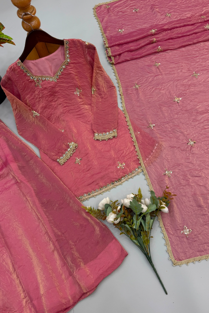 Fendy Silk Women’s Ethnic Wear SS511