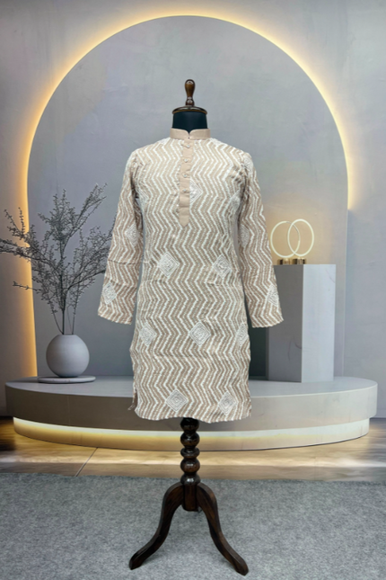 UNIQUE EMBROIDERY KURTA FOR MEN'S SS523