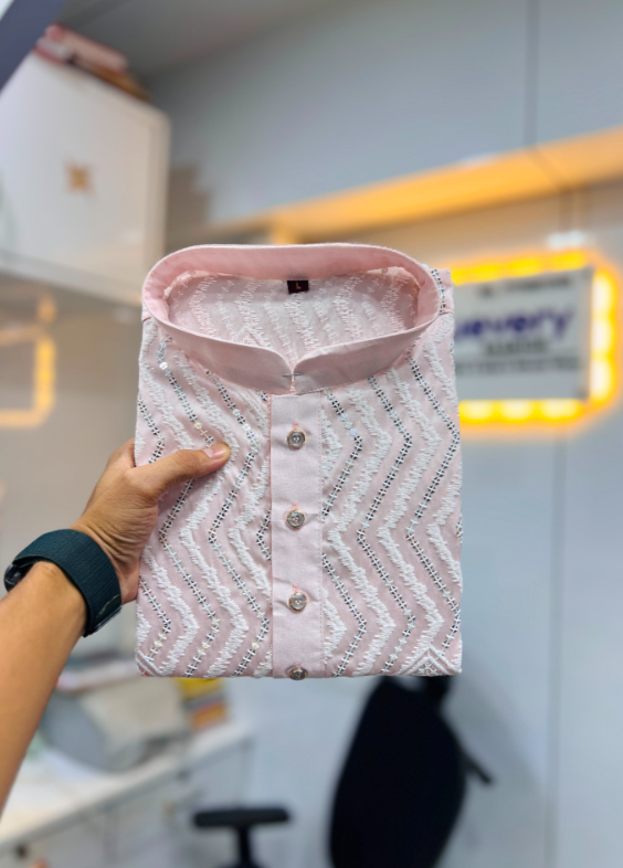 UNIQUE EMBROIDERY KURTA FOR MEN'S SS523