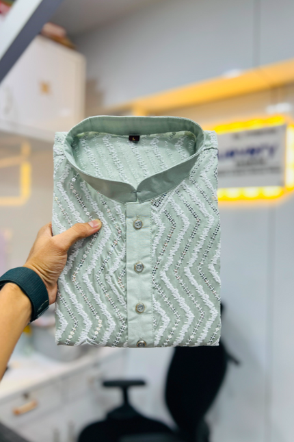 UNIQUE EMBROIDERY KURTA FOR MEN'S SS523