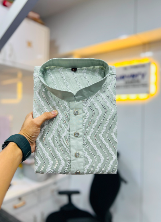 UNIQUE EMBROIDERY KURTA FOR MEN'S SS523