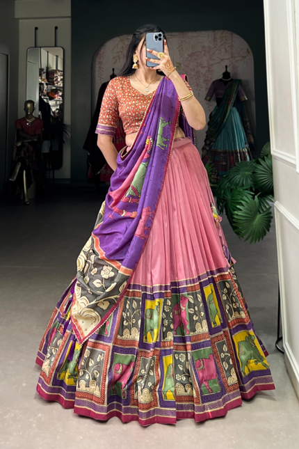 Draped in tradition, shining in silk SS525