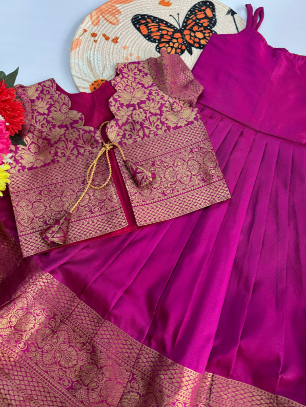Soft jecard silk kids gown SS529