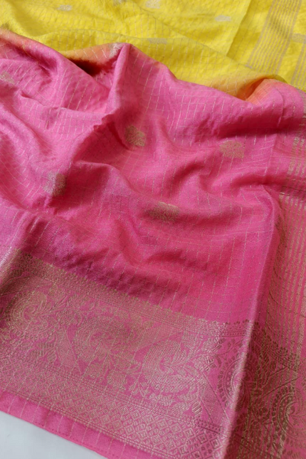 Soft glass fabric saree SS533