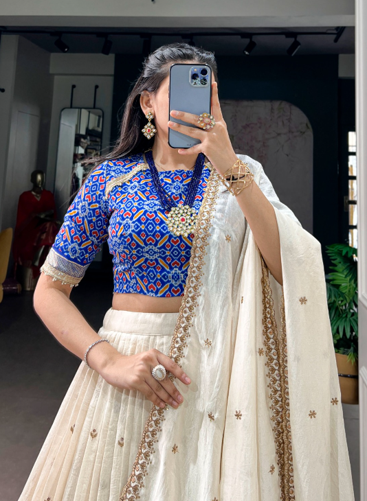 Perfect blend of tradition and modern grace SS503