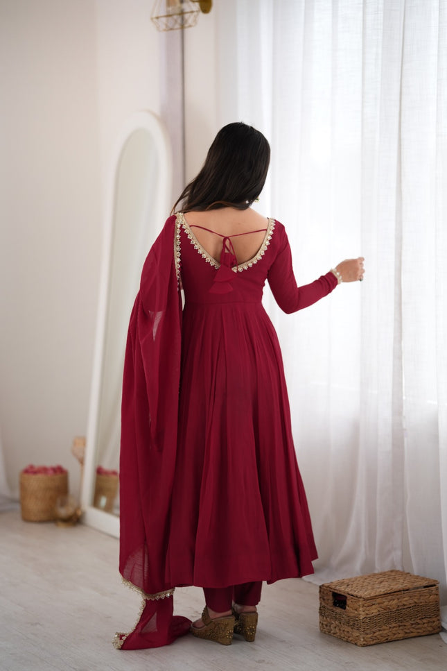 Perfect For Upcoming Festivities And Weddings SS579