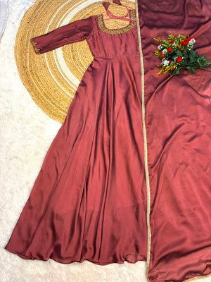 DUSTY ROSE