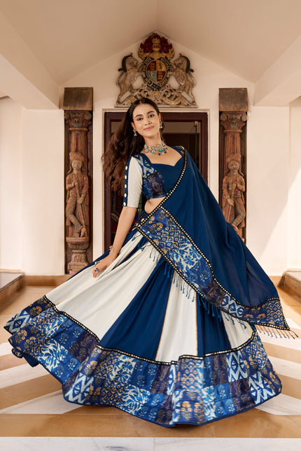 Celebrate the rhythm of Navratri SS641