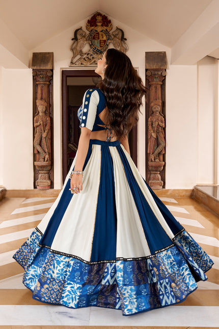 Celebrate the rhythm of Navratri SS641