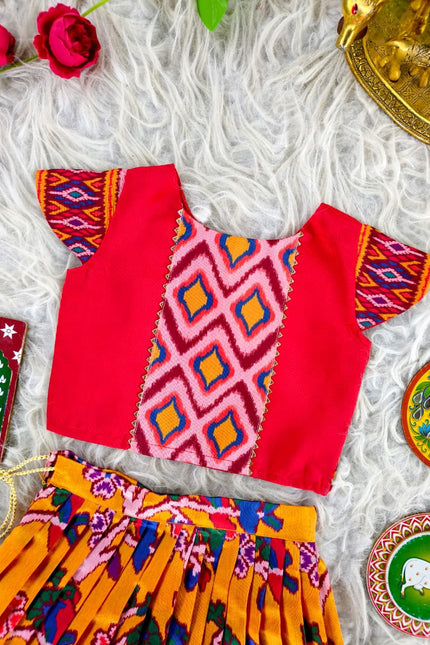 Beautifully crafted ethnic set is perfect for kids SS639