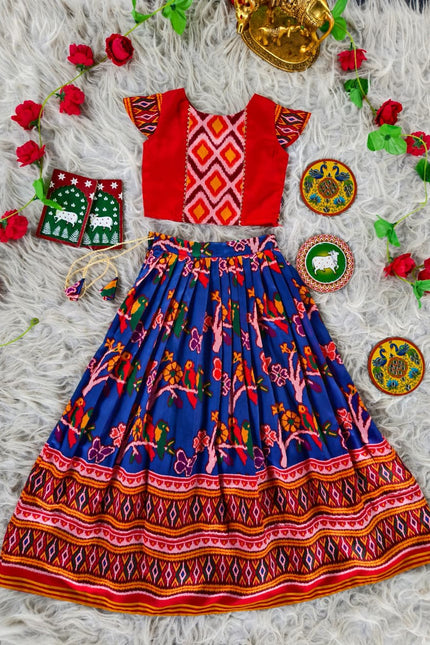Beautifully crafted ethnic set is perfect for kids SS639