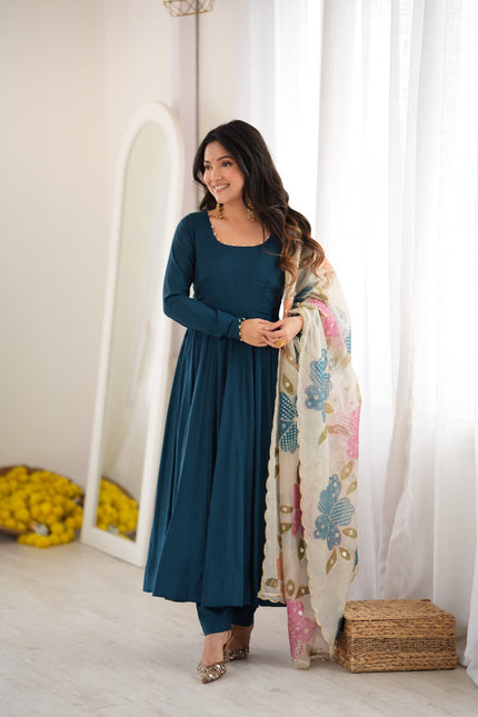 Fresh Look Outfit Perfect For Festivities SS656