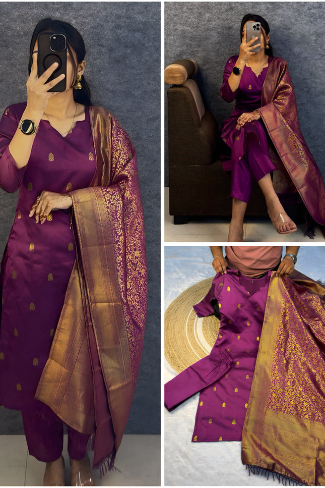 Elevate your style with this stunning Kurti set SS646