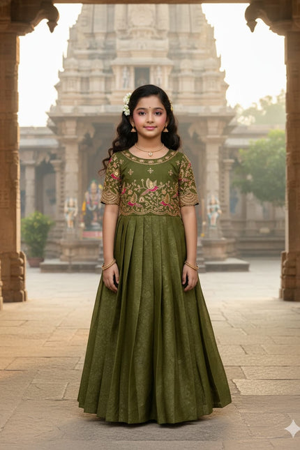 Pure Star Georgette Kids Gown SS648