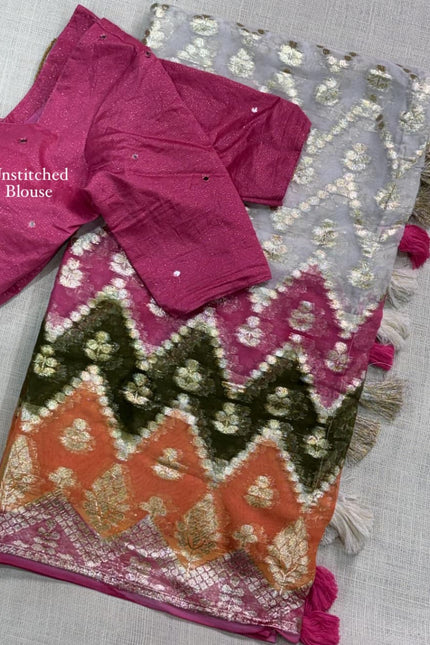 Make this festive season special with this saree SS663
