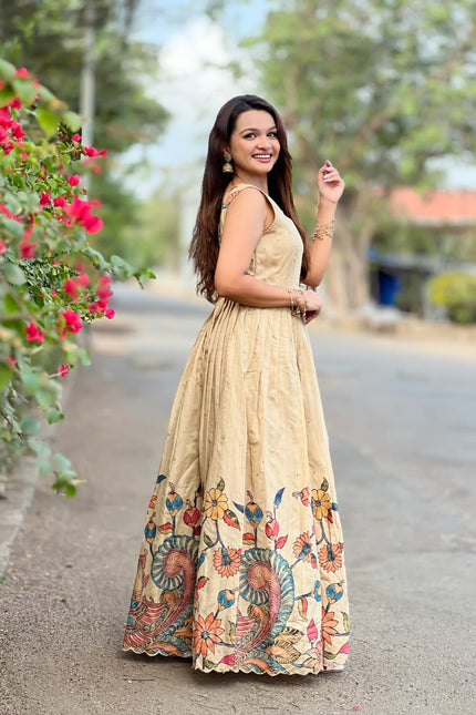 A stunning beautiful Kalamkari gown SS710