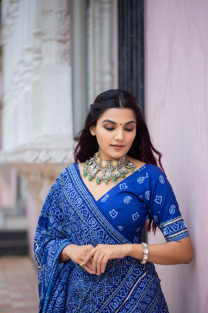 Lehanga make you feel like you're wearing art SS673