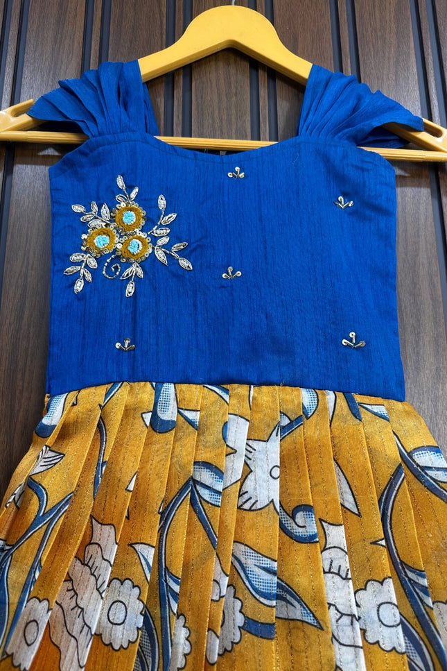 Festive special kids Frock SS676