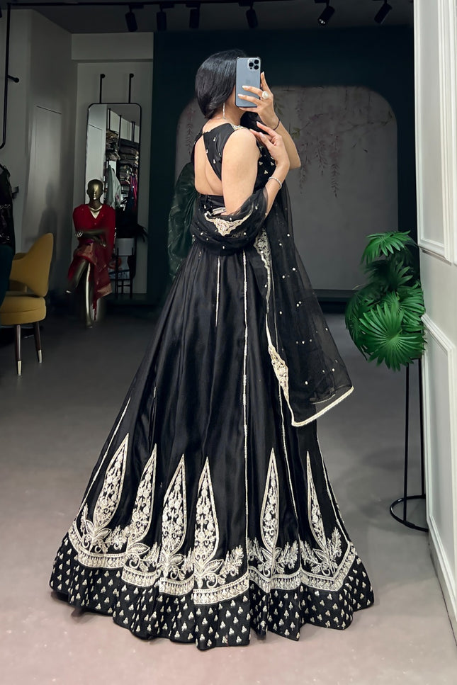 Naysha Silk Fabric Lehanga SS693