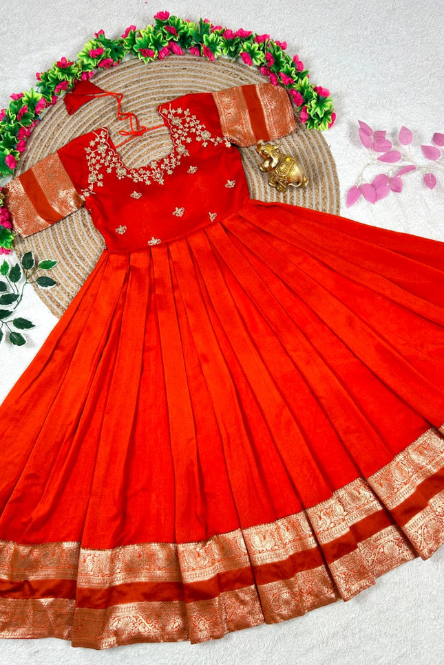 Royal Elegance Gown  Collection SS686