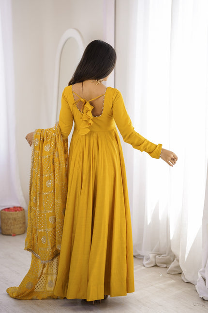 Pure Romansilk Chanderi Gown SS708