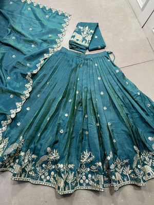 TEAL GREEN