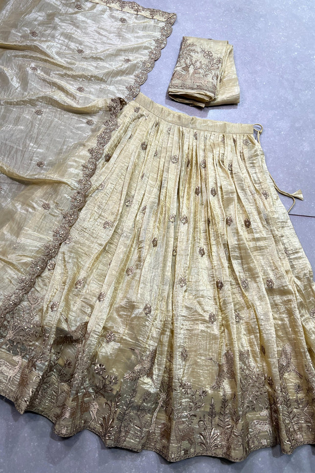Shine like a queen in gold crush beauty SS691