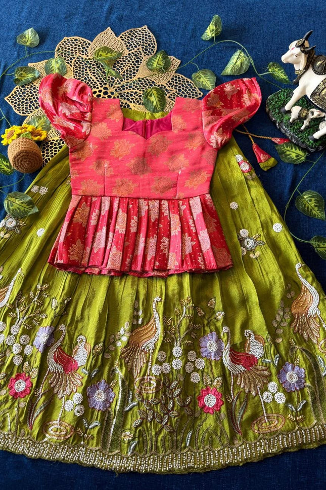 Viscose tissue Flamingo Lehangas SS698