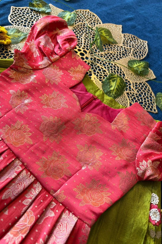 Viscose tissue Flamingo Lehangas SS698
