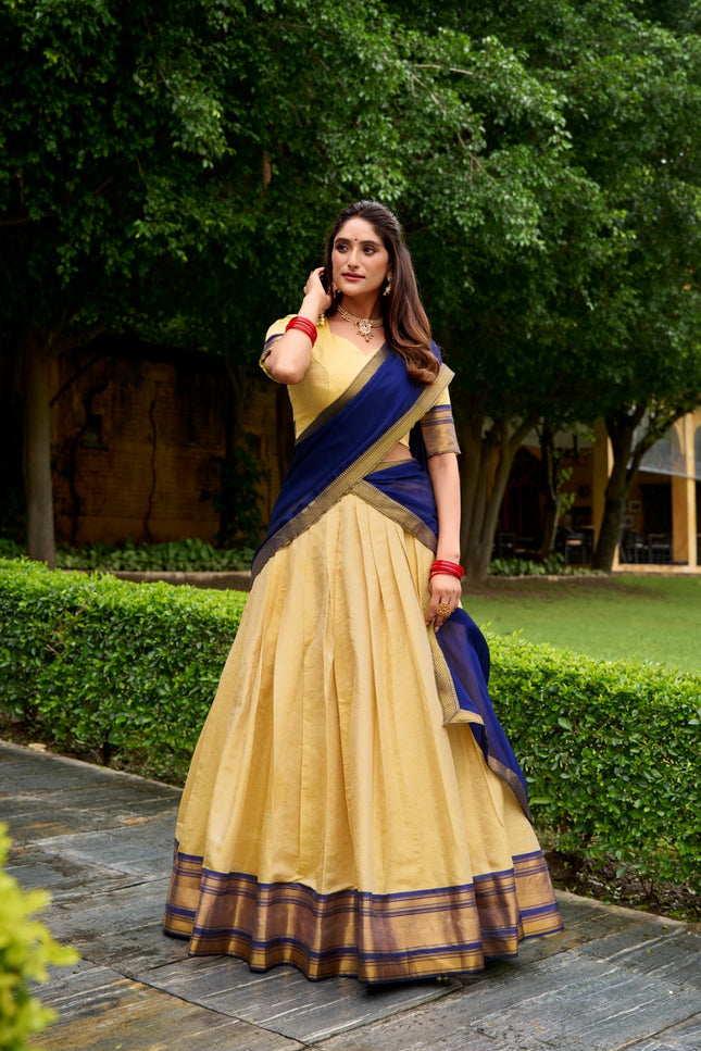 The golden charm of zari & the grace of Kanchipuram SS702