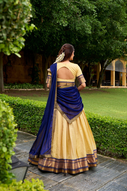 The golden charm of zari & the grace of Kanchipuram SS702