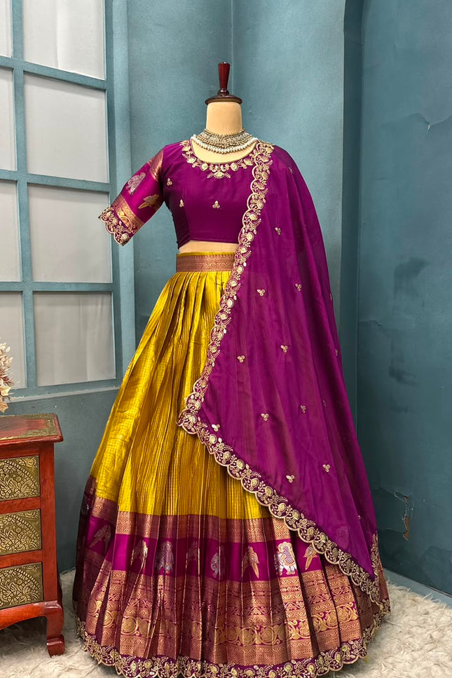 Decent and Beauty look on this Festivals SS712
