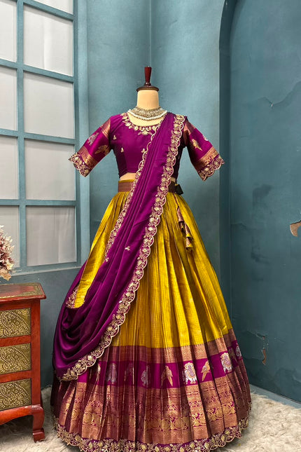 Decent and Beauty look on this Festivals SS712