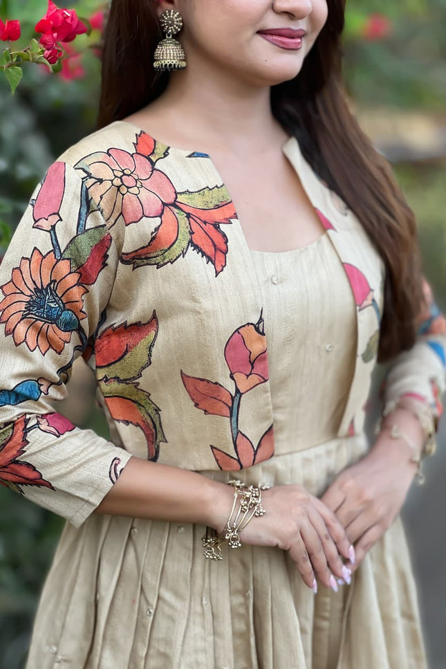 A stunning beautiful Kalamkari gown SS710