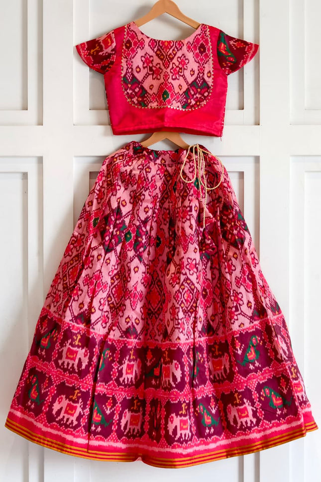 Perfect blend of charm with stylish patola set SS714