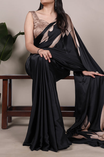 Let your look blossom with this perfect saree SS731