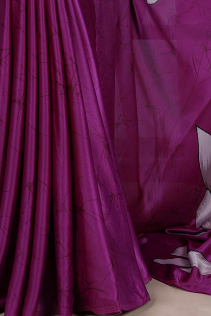 Let your look blossom with this perfect saree SS731