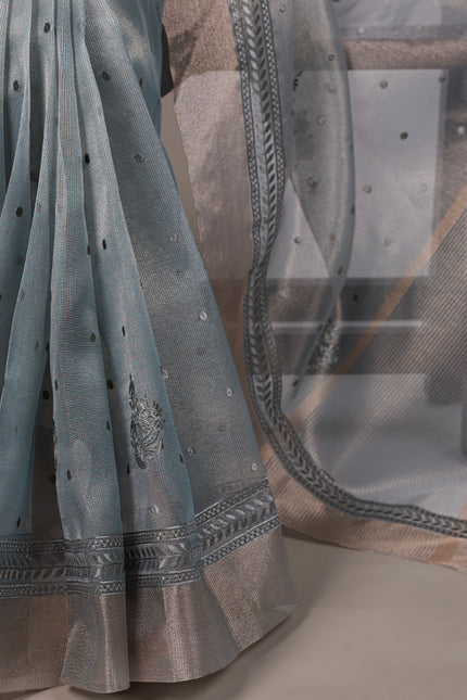 Elegance meets glamour SS754