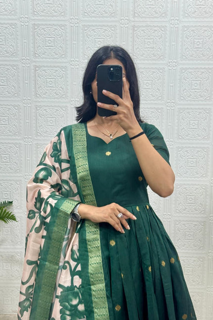 Jacquard weaving zari butti Trendy Traditional Outfit SS766