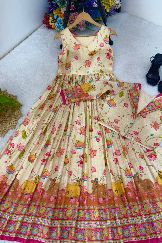Naylon Viscos Soft Silk Jacquard Gown SS797