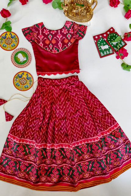 Girls patola Skirt & Top Set is here SS800