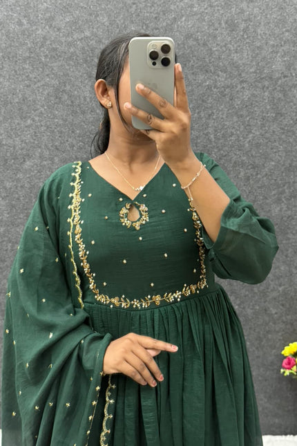 VICHITRA SILK  WITH HANDWORK NECK PATTERN SS802