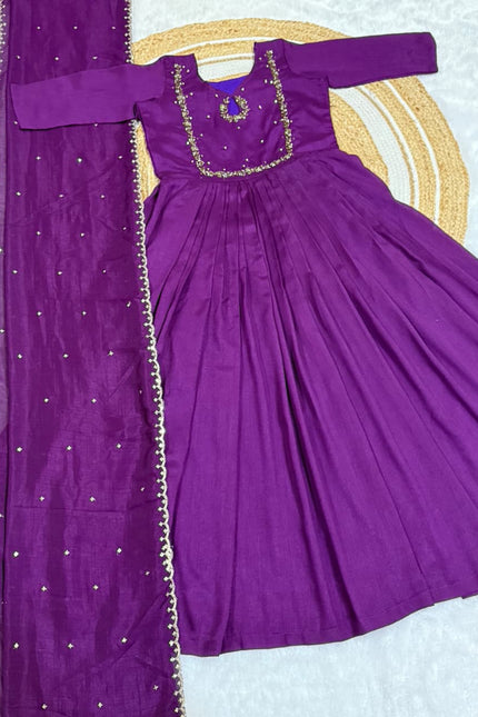 VICHITRA SILK  WITH HANDWORK NECK PATTERN SS802