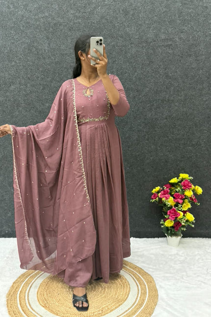 VICHITRA SILK  WITH HANDWORK NECK PATTERN SS802
