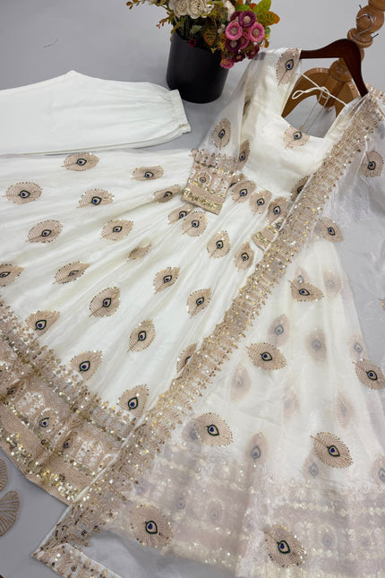 Exclusive Trending Designer Gown SS809