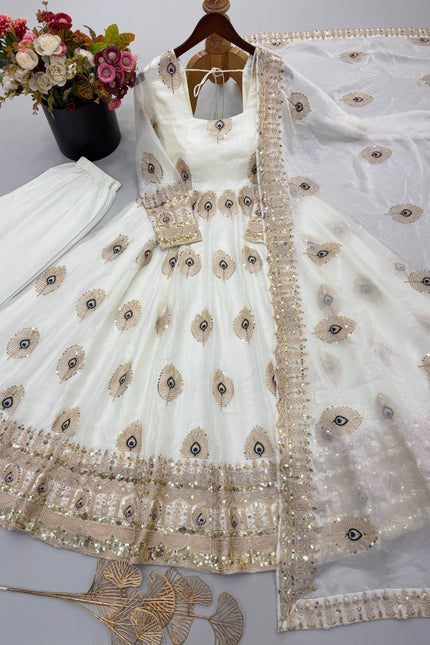 Exclusive Trending Designer Gown SS809